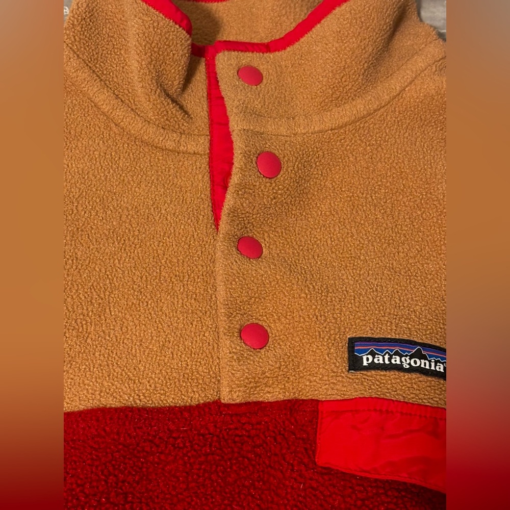 ❌SOLD ❌Patagonia Women’s Lightweight Synchilla® Snap-T® Pullover
Style #
25455
